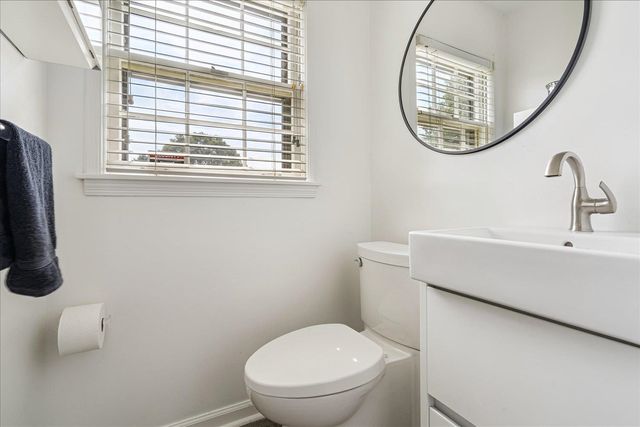 50 GROVE DALE RD, Memphis, TN 38120