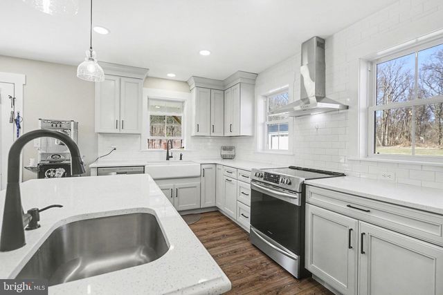 545 PLEASANT VIEW RD, Lewisberry, PA 17339