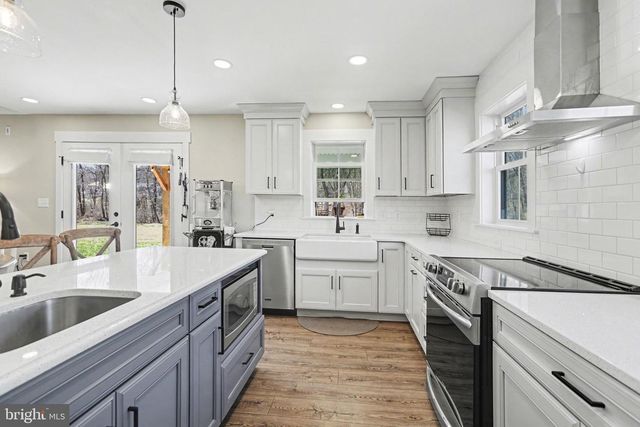 545 PLEASANT VIEW RD, Lewisberry, PA 17339