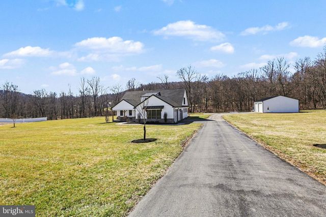 545 PLEASANT VIEW RD, Lewisberry, PA 17339
