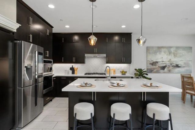 3072 Marron Rd, Carlsbad, CA 92010