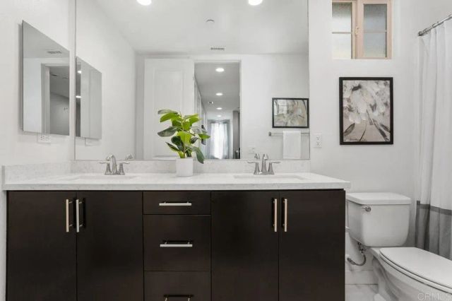 3072 Marron Rd, Carlsbad, CA 92010