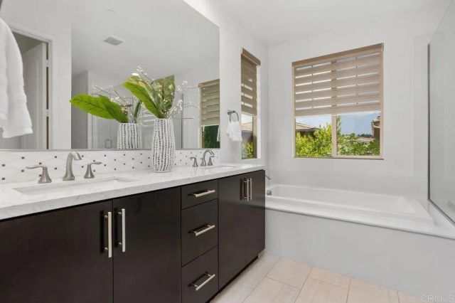 3072 Marron Rd, Carlsbad, CA 92010