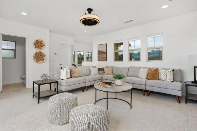 3072 Marron Rd, Carlsbad, CA 92010