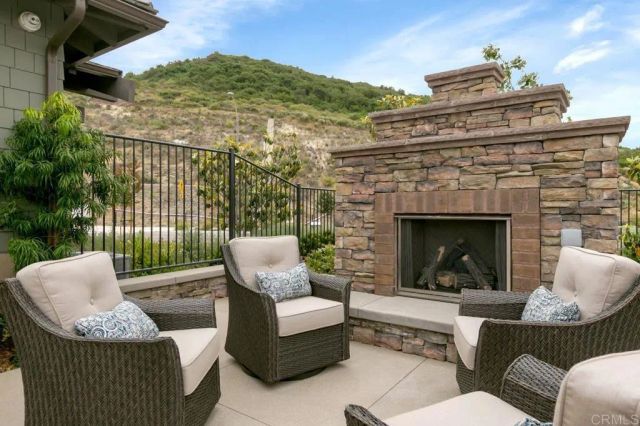 3072 Marron Rd, Carlsbad, CA 92010