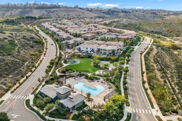 3072 Marron Rd, Carlsbad, CA 92010