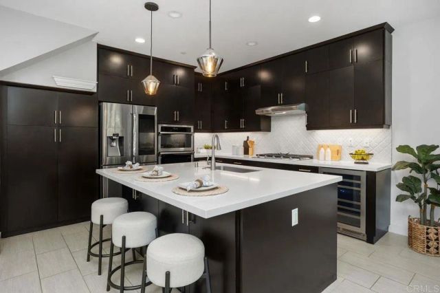 3072 Marron Rd, Carlsbad, CA 92010