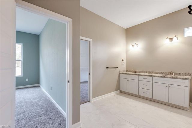 283 Lawnes Neck DR, Smithfield, VA 23430