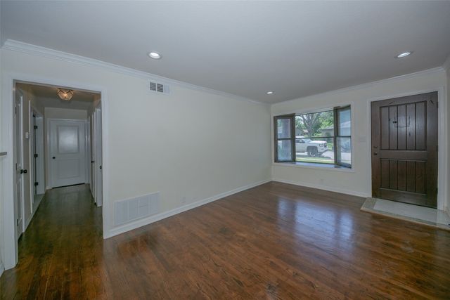 4113 Pate Drive, Fort Worth, TX 76119