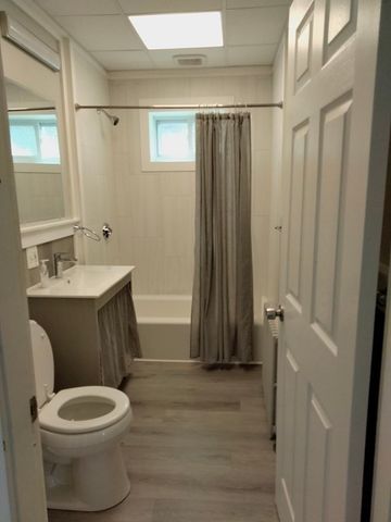 792 Broadway Street 1st Floor, Lowell, MA 01854