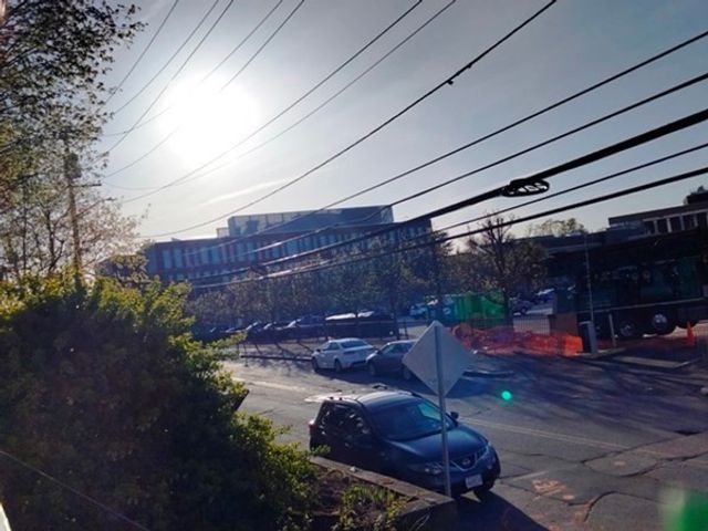 792 Broadway Street 1st Floor, Lowell, MA 01854