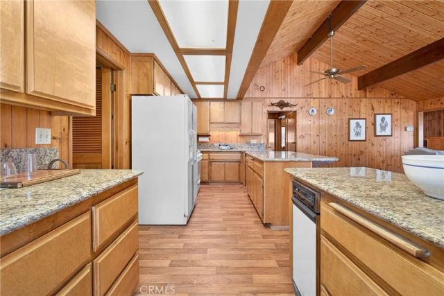 5747 Lodgepole, Wrightwood, CA 92397