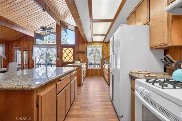 5747 Lodgepole, Wrightwood, CA 92397