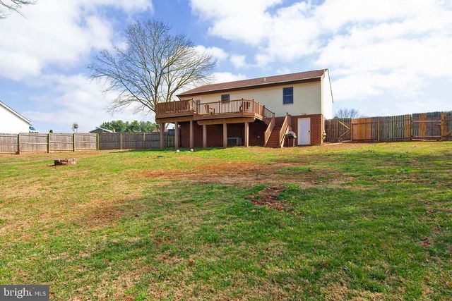 714 REDWOOD DR, Westminster, MD 21157