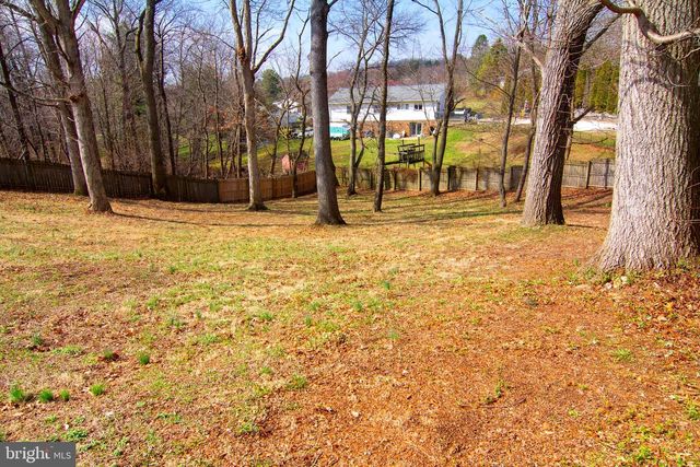 714 REDWOOD DR, Westminster, MD 21157
