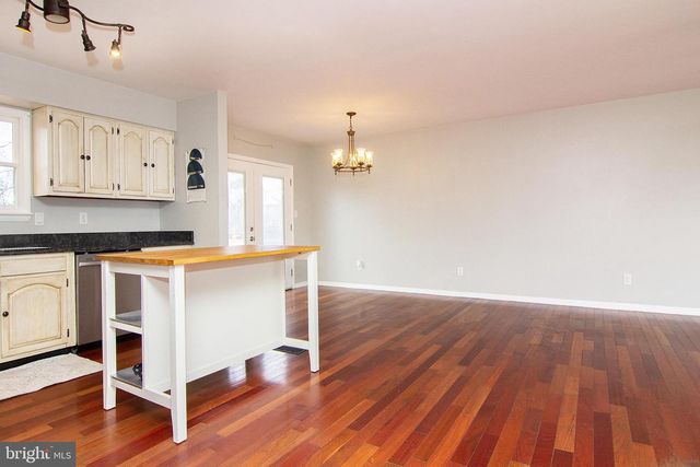 714 REDWOOD DR, Westminster, MD 21157