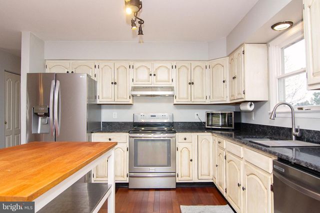 714 REDWOOD DR, Westminster, MD 21157