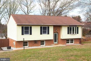 714 REDWOOD DR, Westminster, MD 21157