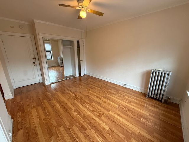 1135 W Lunt Avenue 209, Chicago, IL 60626