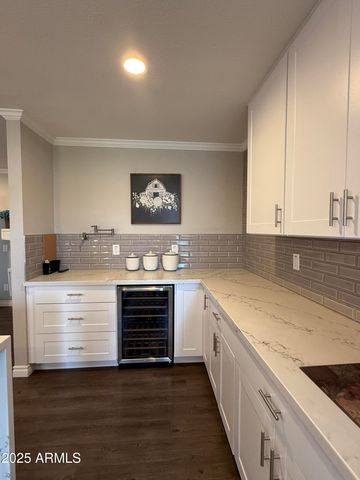 25208 S ANGORA Court, Sun Lakes, AZ 85248
