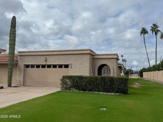 25208 S ANGORA Court, Sun Lakes, AZ 85248