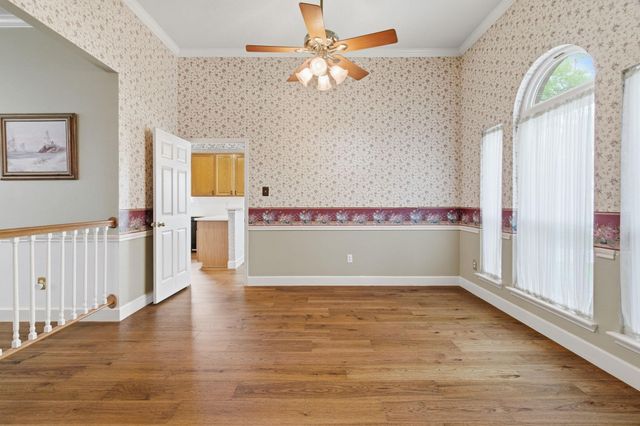 304 Melodywood Drive, Friendswood, TX 77546