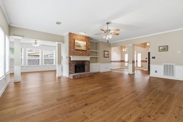 304 Melodywood Drive, Friendswood, TX 77546