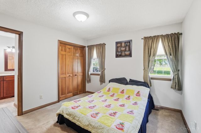 295 Leslie Drive, Washington Twp, OH 45177