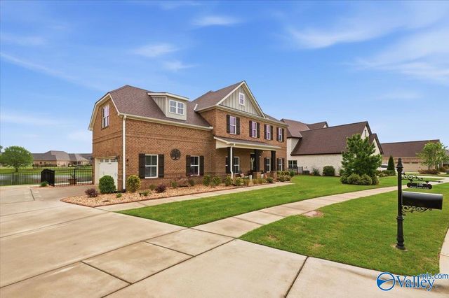106 Pintail Pointe Circle, Huntsville, AL 35824