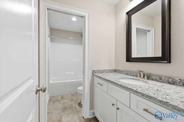 106 Pintail Pointe Circle, Huntsville, AL 35824