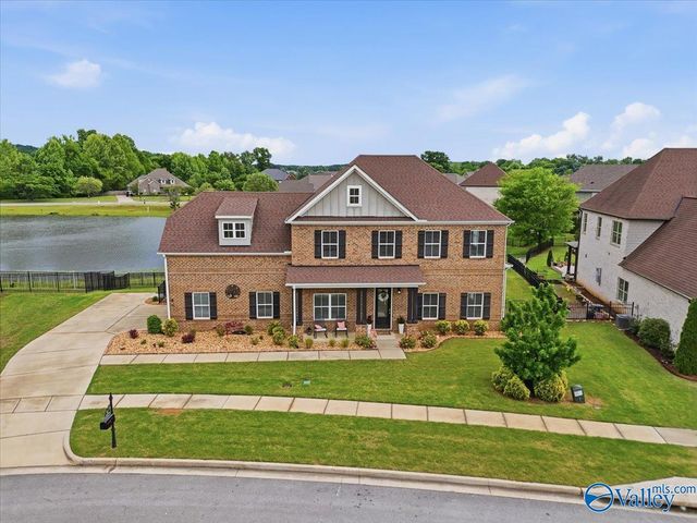 106 Pintail Pointe Circle, Huntsville, AL 35824