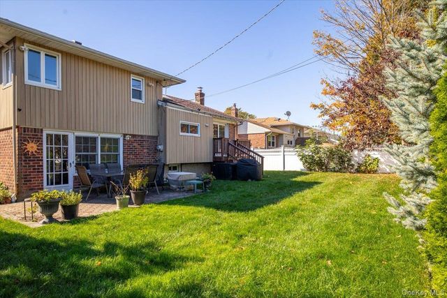 3757 Jules Lane, Wantagh, NY 11793