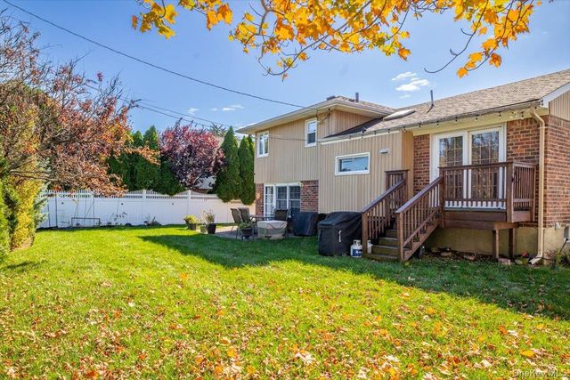 3757 Jules Lane, Wantagh, NY 11793