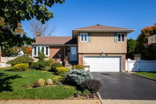 3757 Jules Lane, Wantagh, NY 11793
