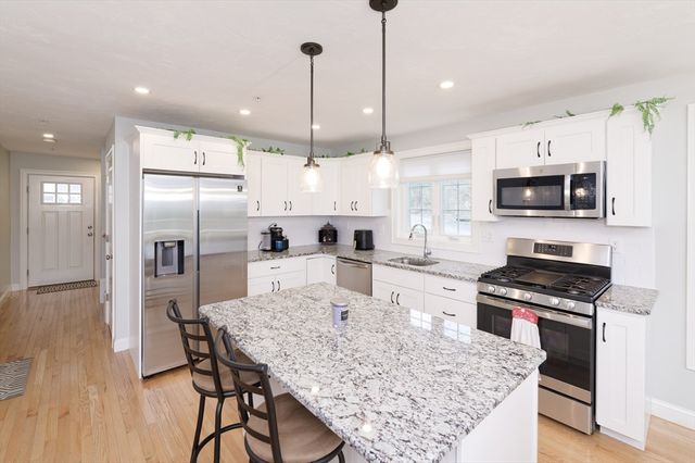 1202 Hazelwood Way 1202, Clinton, MA 01510