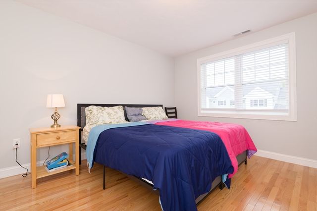 1202 Hazelwood Way 1202, Clinton, MA 01510