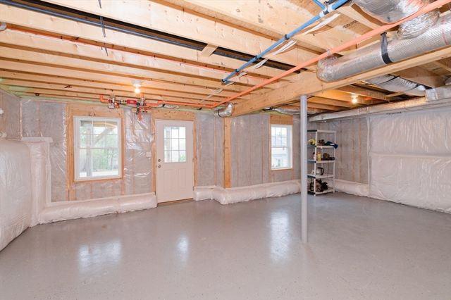 1202 Hazelwood Way 1202, Clinton, MA 01510