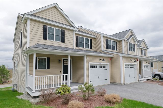 1202 Hazelwood Way 1202, Clinton, MA 01510