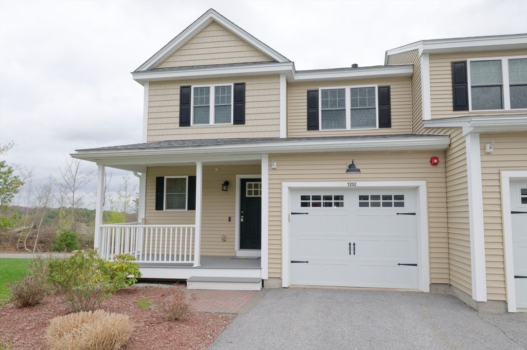 1202 Hazelwood Way 1202, Clinton, MA 01510