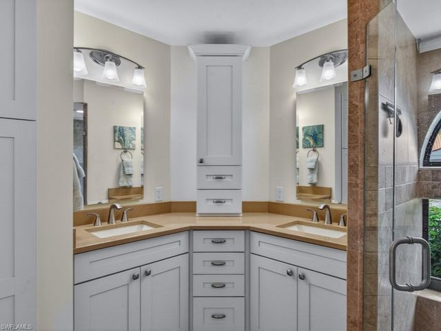 625 Beachwalk CIR G102, Naples, FL 34108