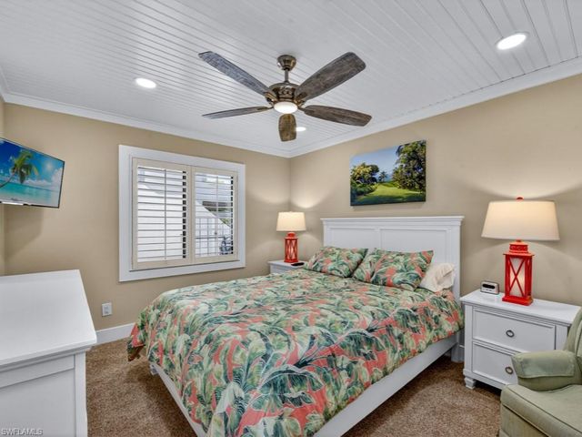 625 Beachwalk CIR G102, Naples, FL 34108