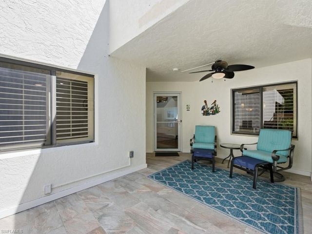 625 Beachwalk CIR G102, Naples, FL 34108