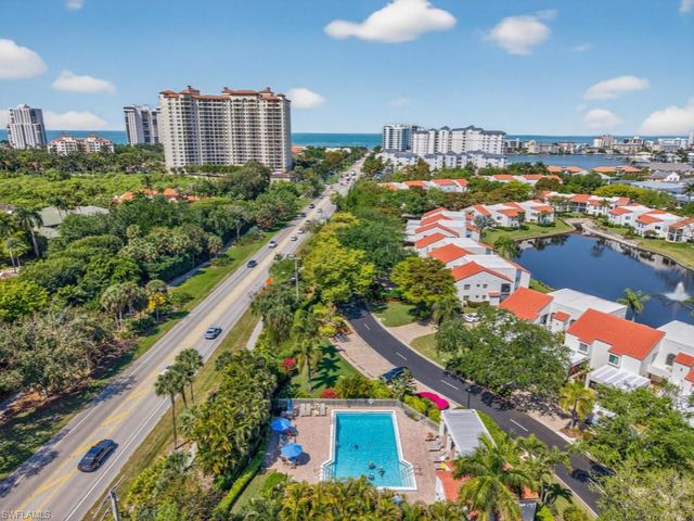 625 Beachwalk CIR G102, Naples, FL 34108