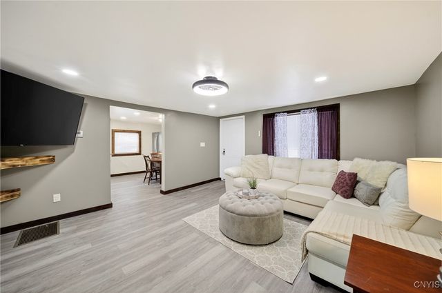 228 State Route 48, Granby, NY 13069