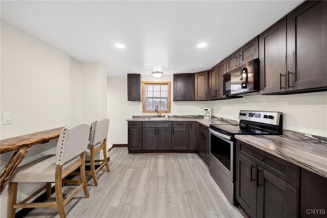 228 State Route 48, Granby, NY 13069