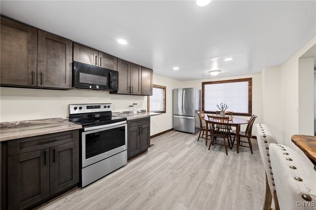 228 State Route 48, Granby, NY 13069