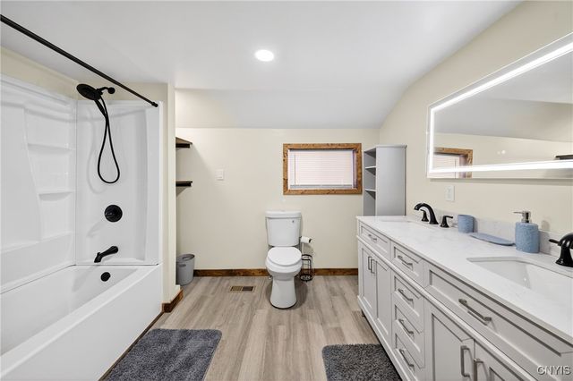 228 State Route 48, Granby, NY 13069