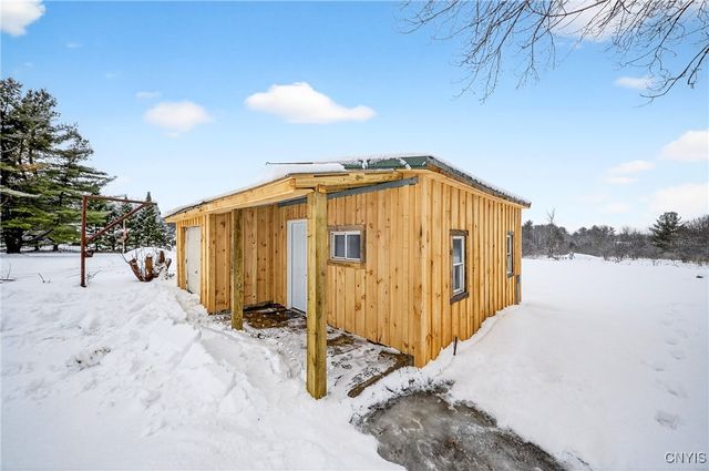 228 State Route 48, Granby, NY 13069