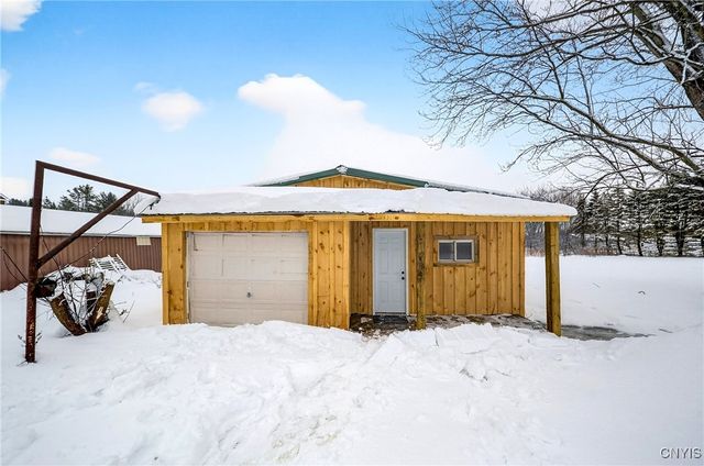 228 State Route 48, Granby, NY 13069