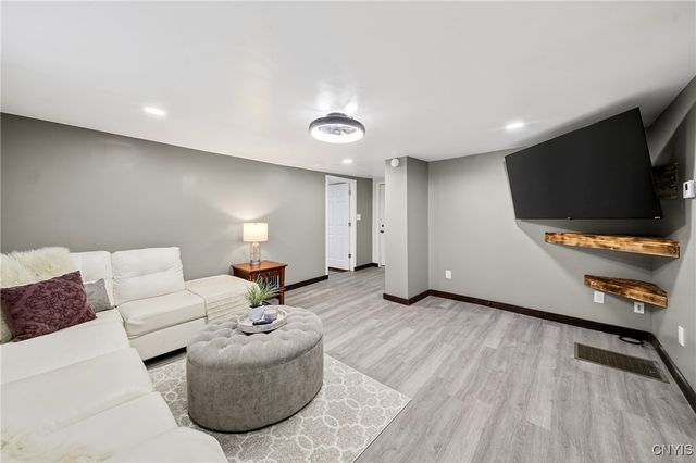 228 State Route 48, Granby, NY 13069